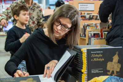 Premiera książki - cegiełki o Bazylice św. Mikołaja“Niebajka o Mikołaju”