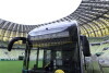 Prezentacja autobusu o napędzie wodorowym na stadionie Polsat Plus Arena.