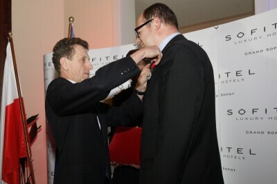 Prezydent Gdańska odznaczony Orderem Legii Honorowej