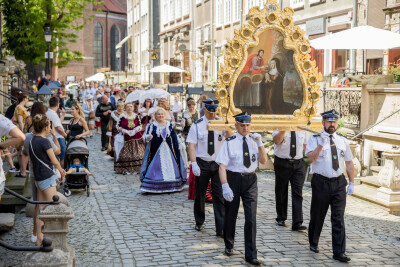 Procesja św. Doroty wokół Bazyliki Mariackiej
