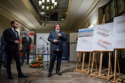 Przyszłość kamieniczek na Długim Targu. Konferencja prasowa