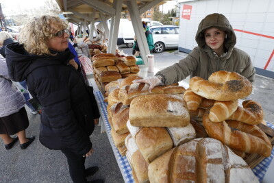 Ryneczek Dzielnicowy w Pieckach - Migowie
