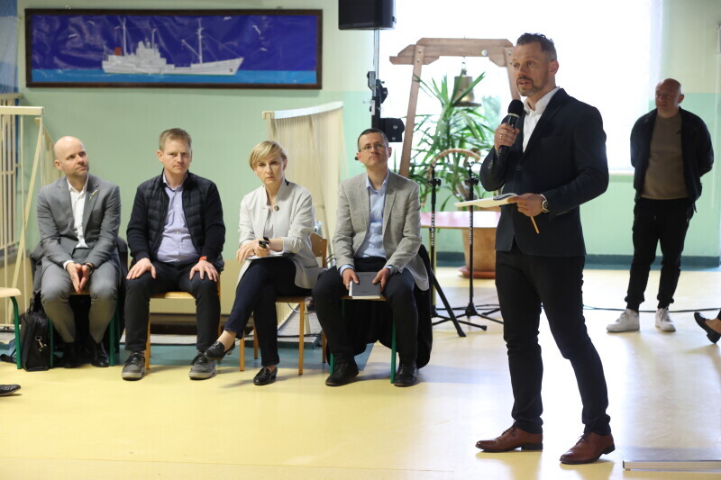 Zdjęcie Spotkanie informacyjne poświęcone przebudowie ul. Kielnieńskiej.  2