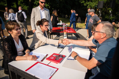 Spotkanie prezydent Dulkiewicz z mieszkańcami - Porozmawiajmy przy stole