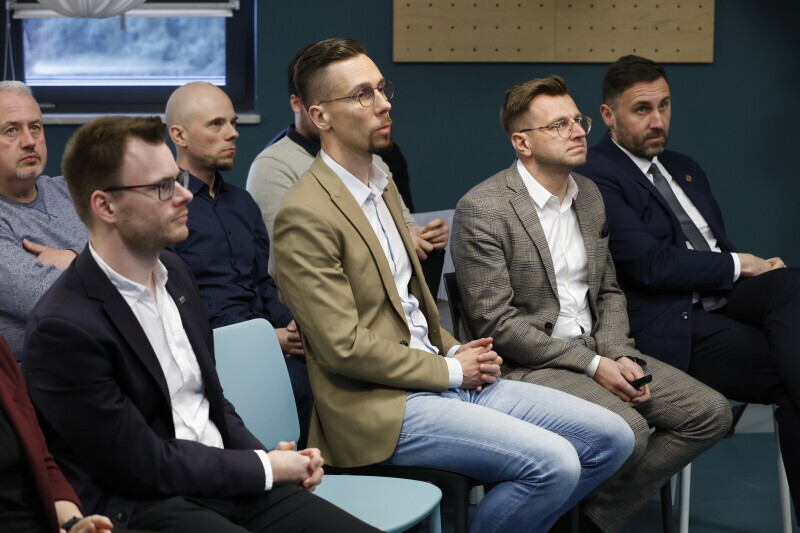 Zdjęcie Spotkanie z mieszkańcami Kokoszek - dotyczące komunikacji miejskiej 4