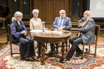 Spotkanie z prof. dr. hab. Hanną Mazur-Marzec