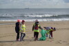 Sprzątanie plaż w ramach akcji - Sprzątanie świata