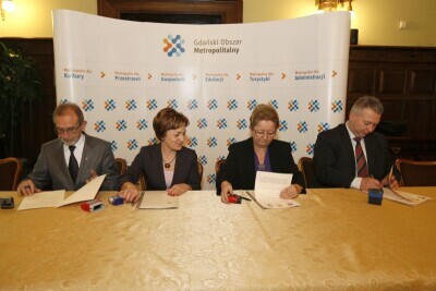 Szkoła w Kowalach - podpisanie listu intencyjnego