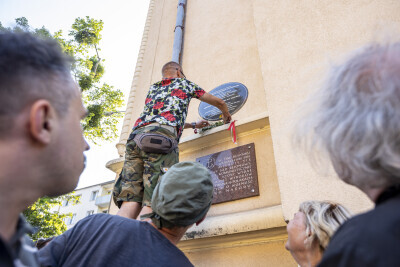 Tablica poświęcona Michaelowi Meschke