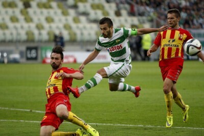 Tylko remis piłkarzy Lechii z Koroną