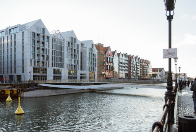 Tymczasowe otwarcie kładki na Wyspę Spichrzów