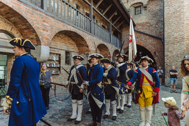 Zdjęcie Uroczysta historyczna Zmiana Warty 1