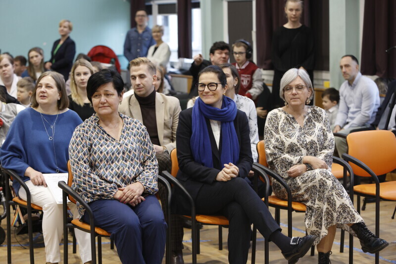 Zdjęcie Uroczystość 4. rocznicy nadania zespołowi szkół specjalnych na Przymorzu, przy ul. Jagiellońskiej 11, imienia Pawła Adamowicza 4