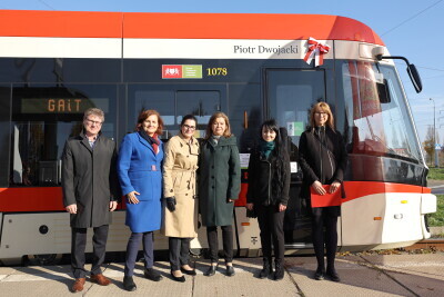 Uroczystość nadania gdańskiemu tramwajowi imienia Piotra Dwojackiego.