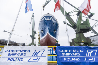 Wodowanie w stoczni Karstensen Shipyard Poland