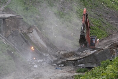 Wyburzenie mostku Weisera