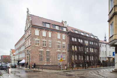 Wyremontowana fasada Domu Opatów Pelplińskich