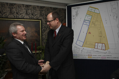 Wyspa Spichrzów - przekazanie działek