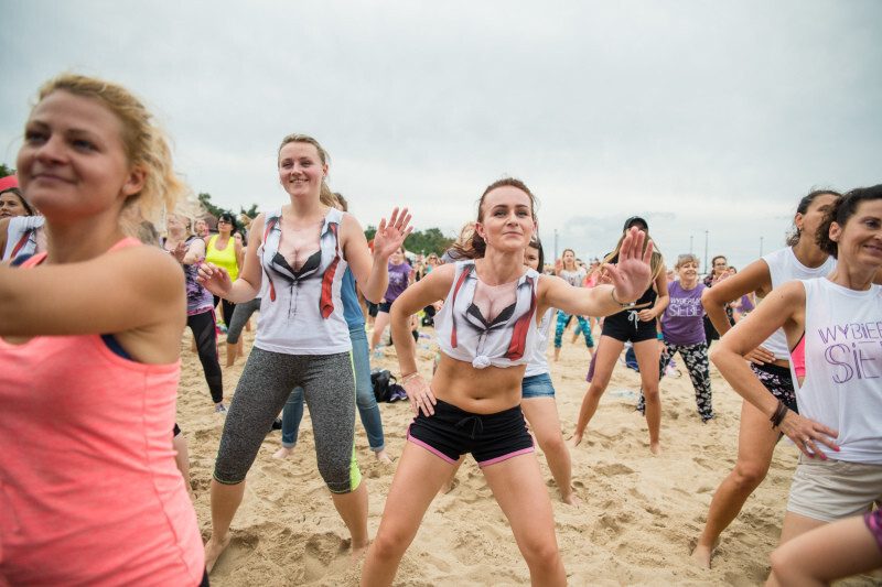Zdjęcie ZUMBA FITNESS PO ZDROWIE – V Gdański Maraton na Plaży 5