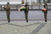 Z okazji 153. rocznicy urodzin Marszałka Piłsudskiego złożenie kwiatów pod pomnikiem