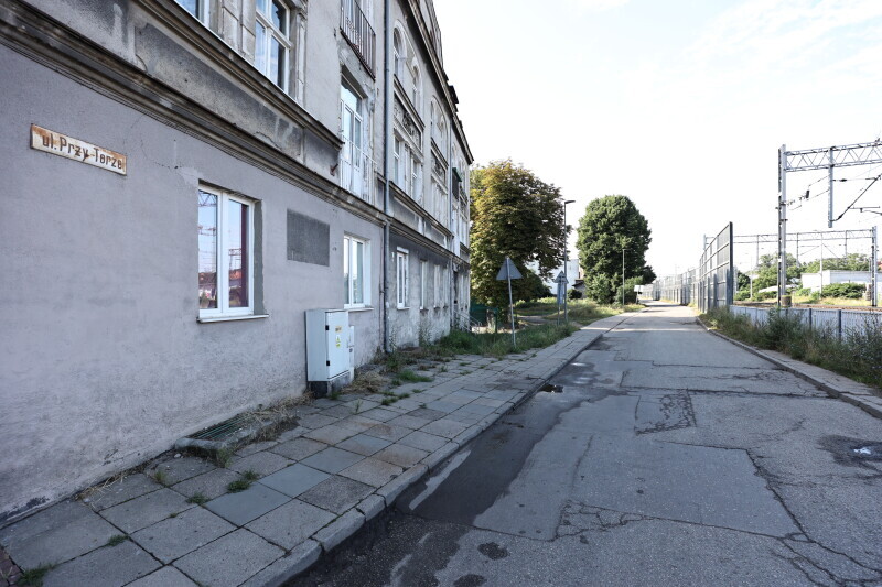 Zdjęcie Zamknięcie ul. Przy Torze na odcinku od skrzyżowania z ul. Sandomierską do skrzyżowania z ul. Serbską. Rozpoczyna się remont jezdni, chodników oraz infrastruktury wodociągowej i kanalizacyjnej. 2
