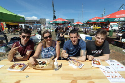 Zapuść żurawia na stocznię! Festiwal Foodtrucków