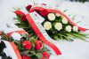 Złożenie kwiatów pod pomnikiem w 27. rocznicę śmierci gen. Stanisława Maczka