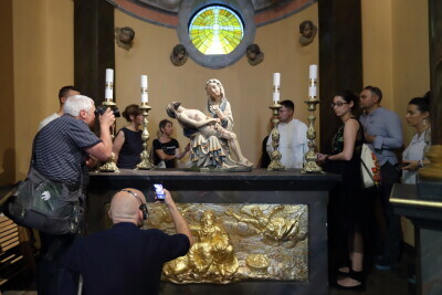 Zwiedzanie kościoła św. Mikołaja