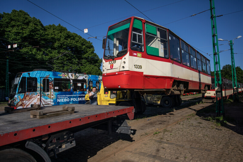 Zdjęcie Stopiątki jadą na złom 5