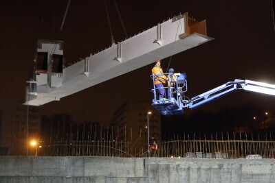 Montaż konstrukcji wiaduktu Biskupia Górka