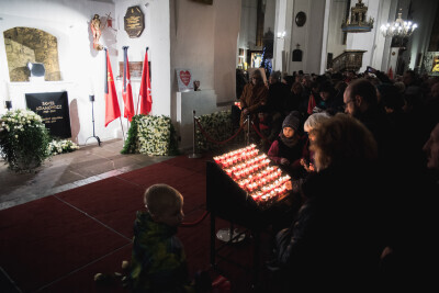 Msza wieczorna w Bazylice Mariackiej