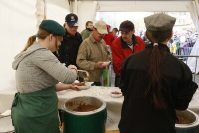 śniadanie dla potrzebujących