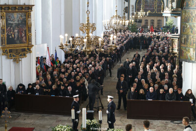 Pogrzeb Pawła Adamowicza widziany z góry