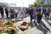 Złożenie kwiatów pod pomnikiem Poległych Stoczniowców